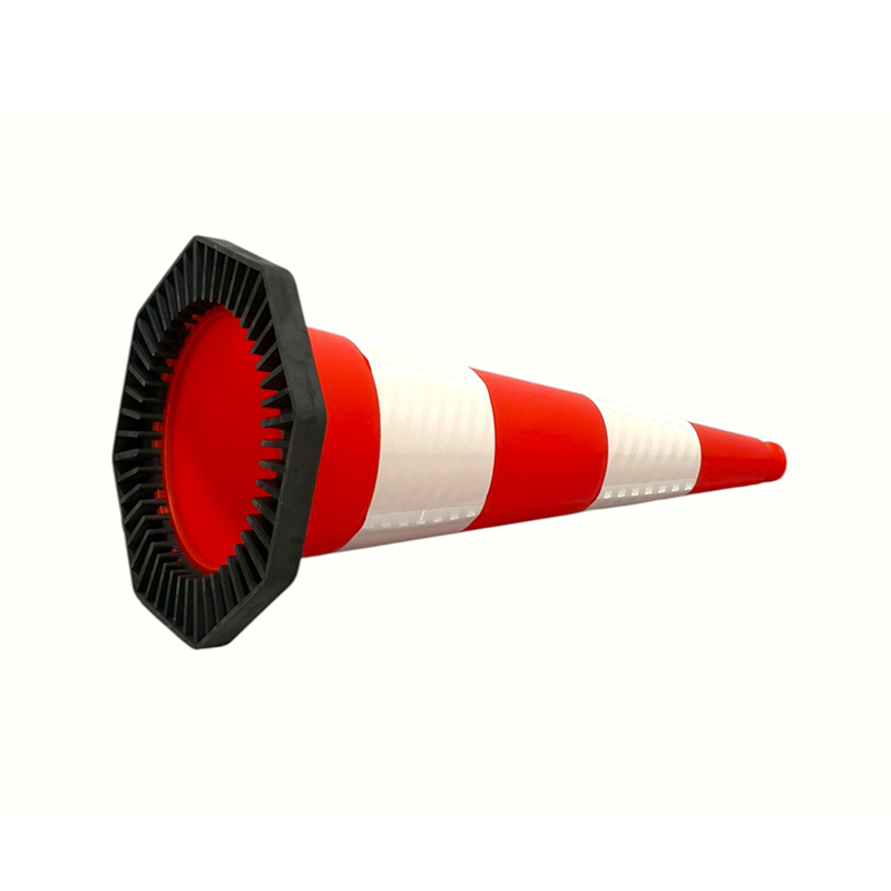 Con de siguranță în trafic din PVC cu bază octogonală de înaltă vizibilitate, cu rezistență și stabilitate superioară la vânt Con de siguranță în trafic din PVC cu bază octogonală de înaltă vizibilitate, cu rezistență și stabilitate superioară la vânt