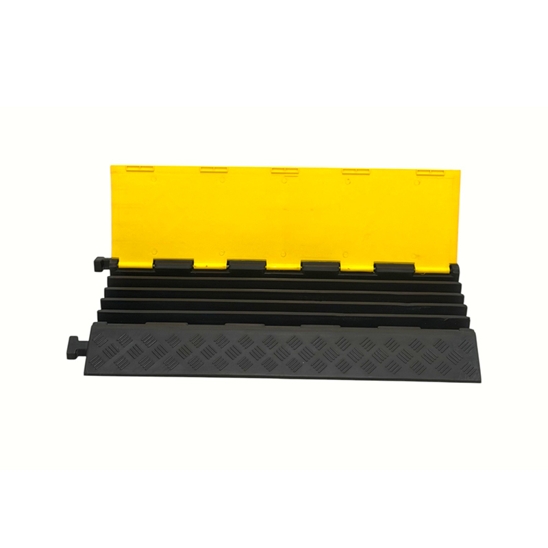 Capacitate de susținere mare, bază din cauciuc, capac clapetă din PVC, 5 canale de protecție pentru cabluri pentru utilizare grea