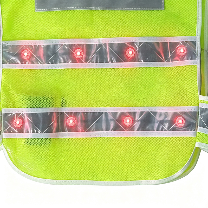 Vestă de siguranță reflectorizantă iluminată activ cu LED